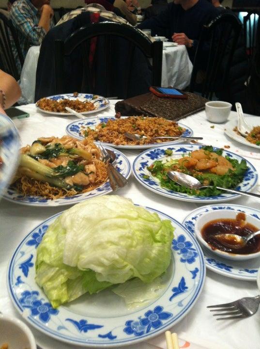 Tsui Hang Village Seafood Restaurant