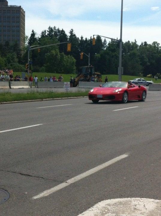 Carling / O-Train Station