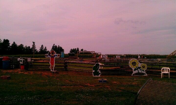 Chuckwagon Farm Market