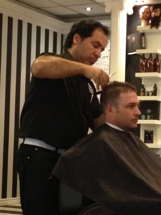 Black & White Barbers