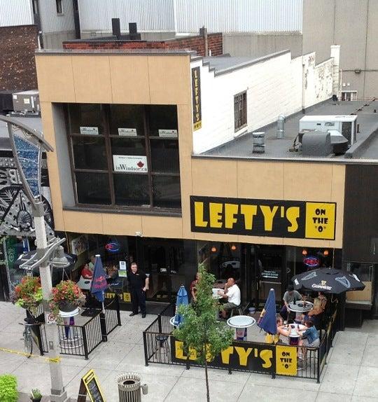 Lefty's