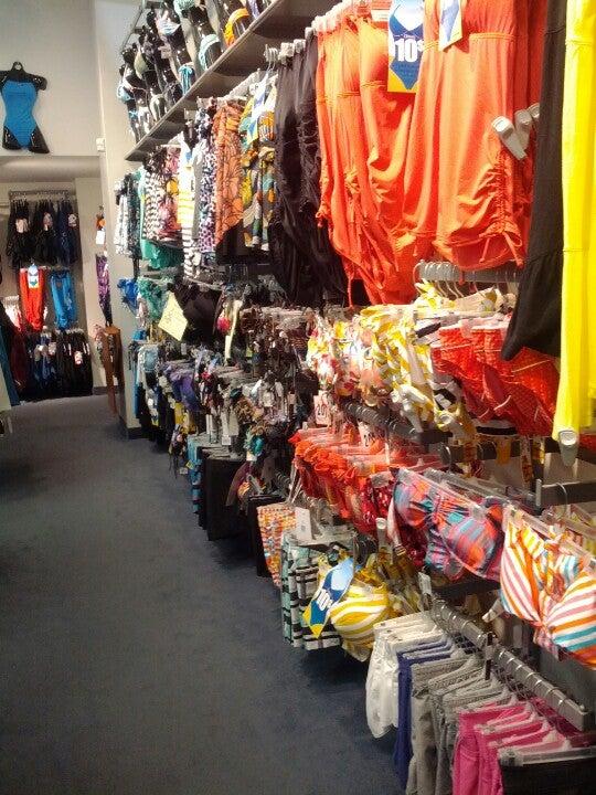 Sports Experts/Atmosphere