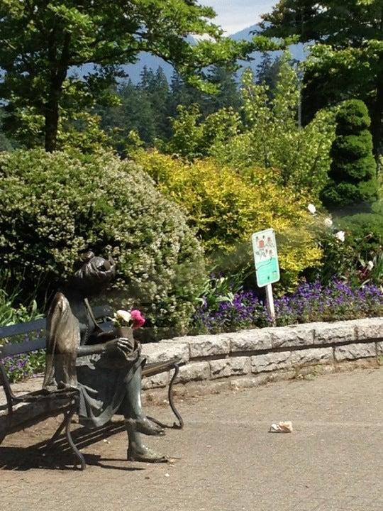 Radical Storage - Luggage Storage Devonian Harbour Park