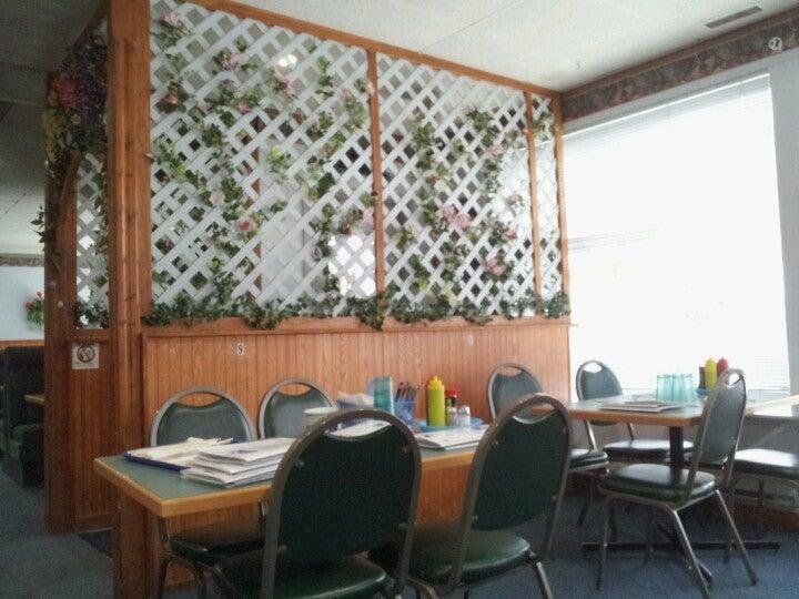 Saigon By Night Family Restaurant