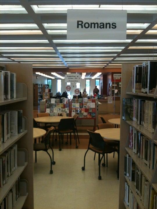 Bibliothèque de Saint-Michel