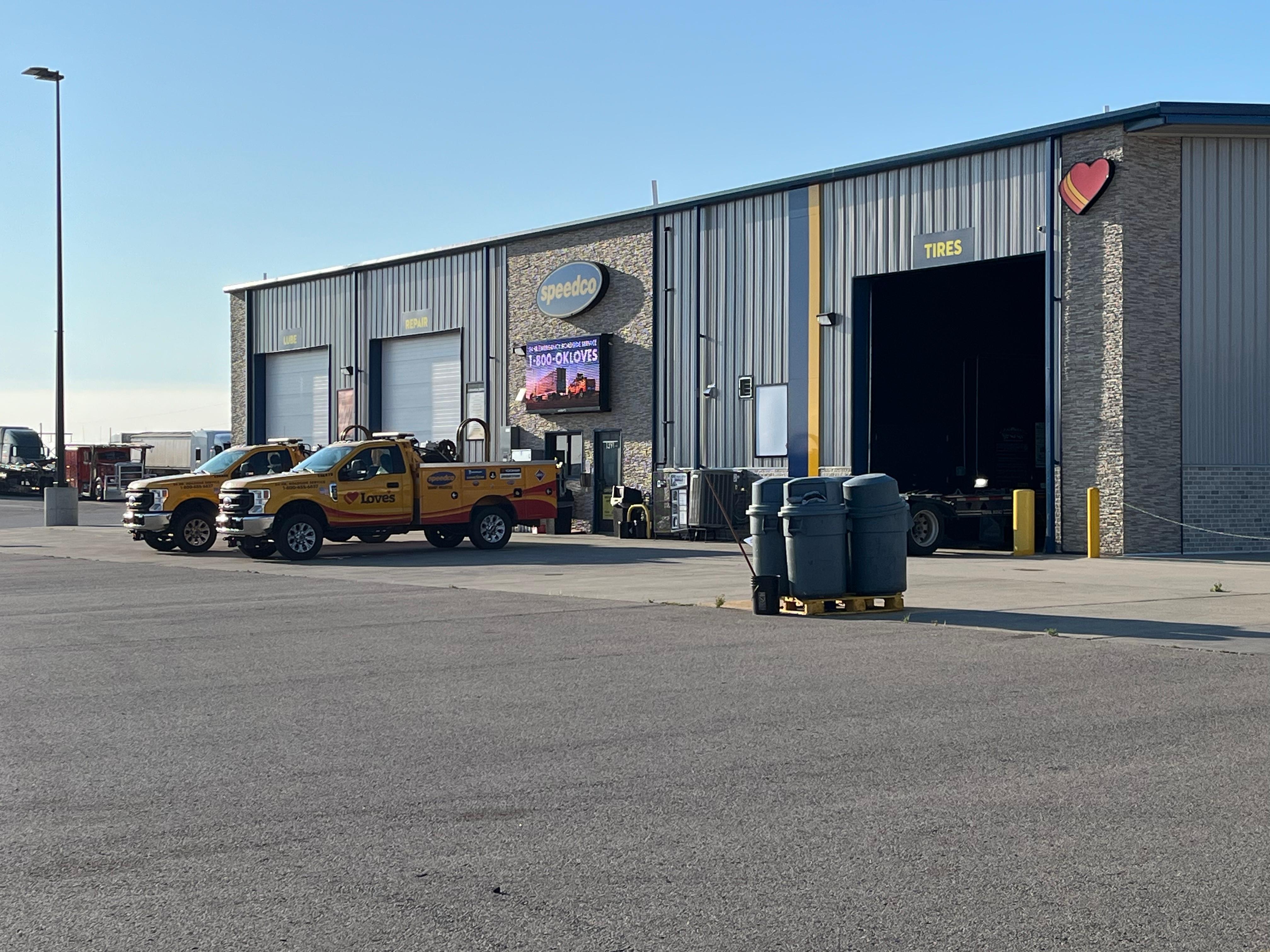 Speedco Truck Lube and Tires