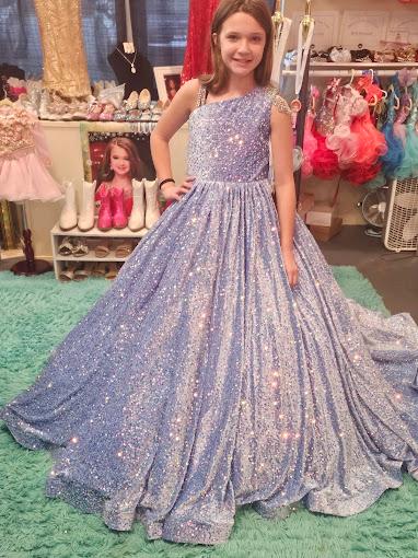 Lulu's Dress and Pageant Shop