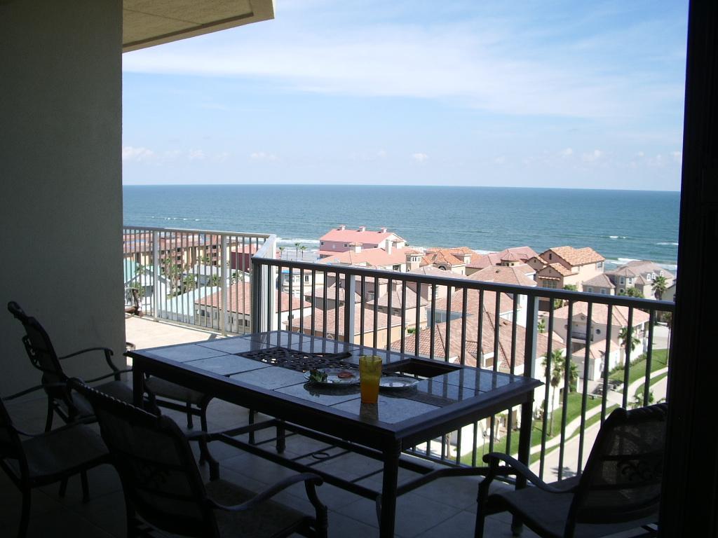 Las Villas Condominiums