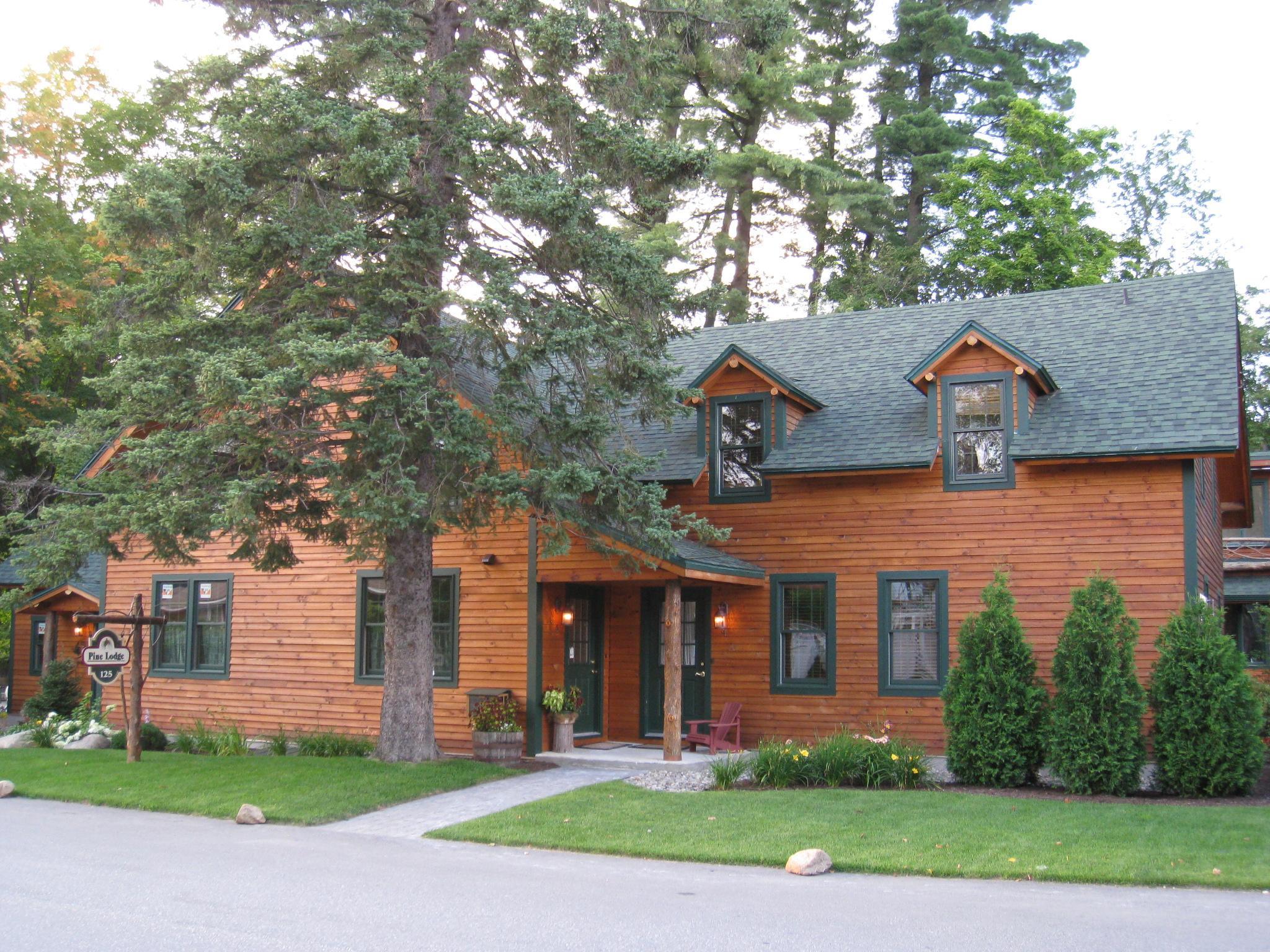Pine Lodge Condominiums