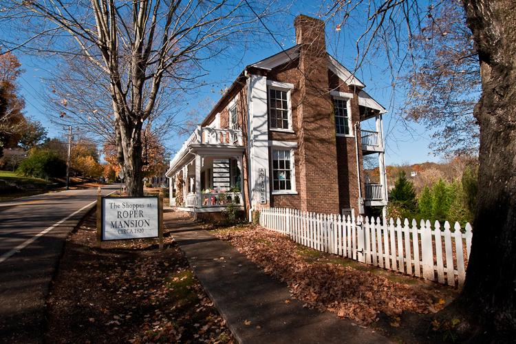 The Shoppes at Roper Mansion