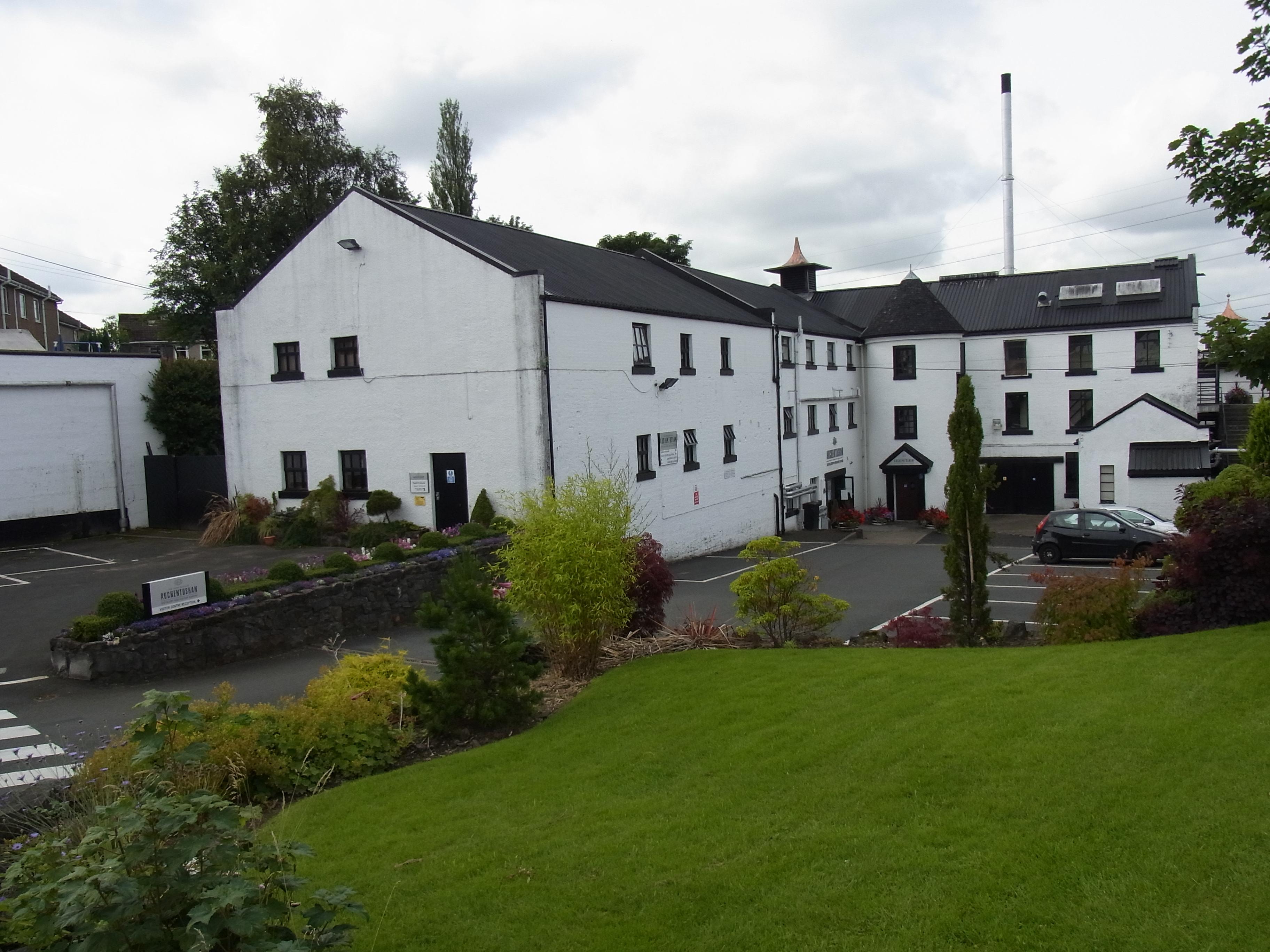 Auchentoshan Distillery