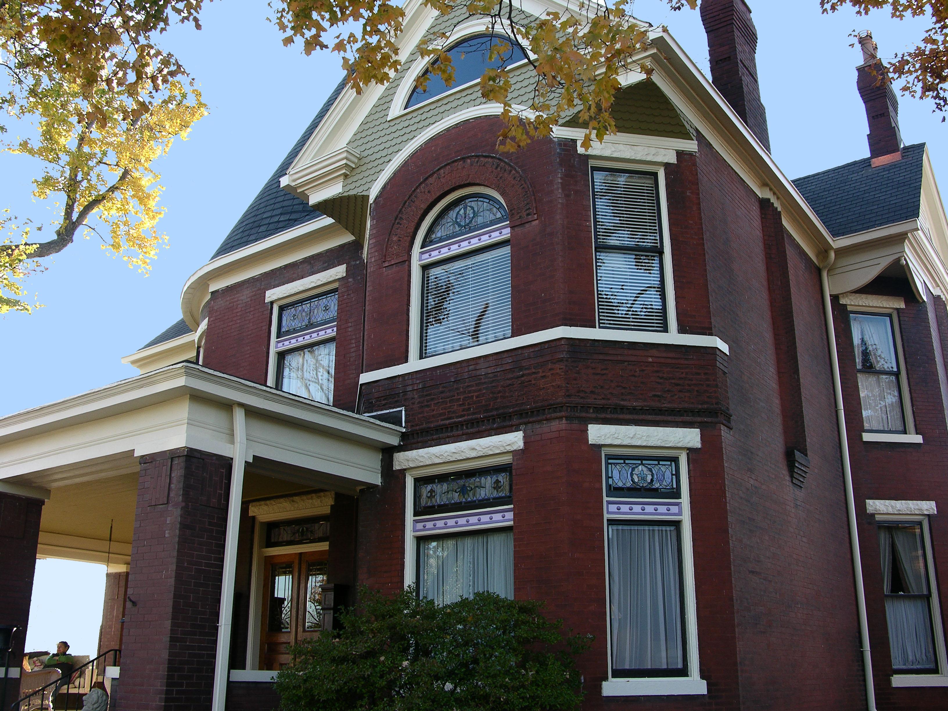 Hammack-Moore House Bed & Breakfast