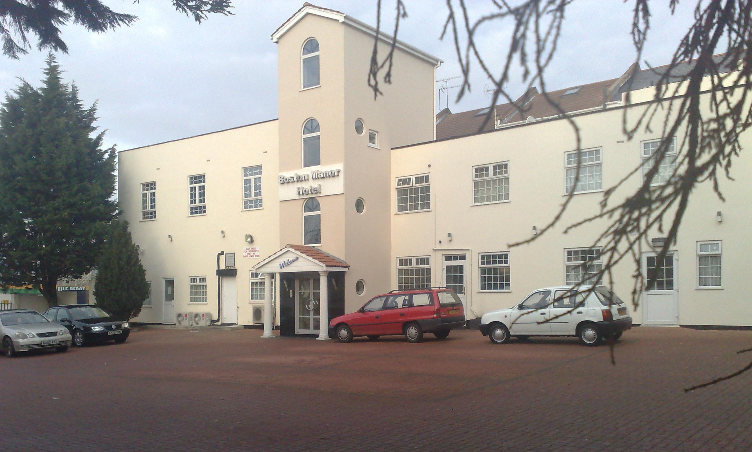 Boston Manor Hotel