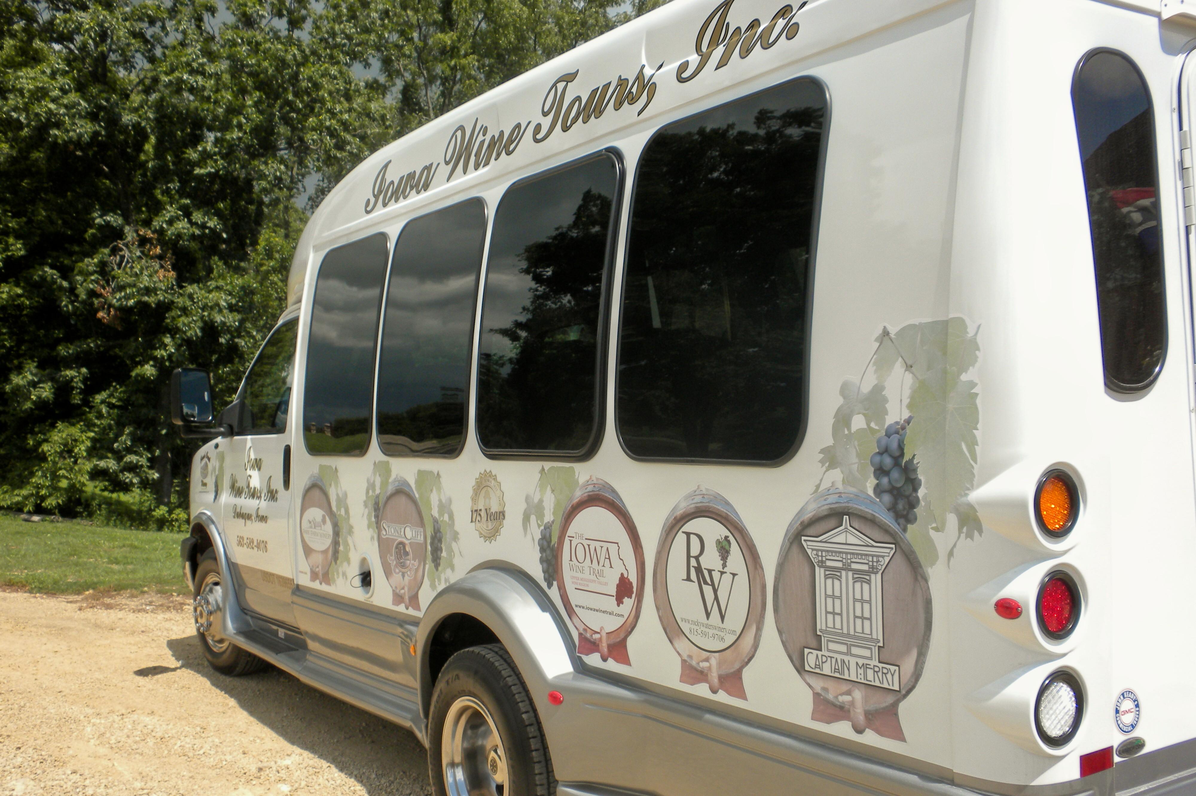 Iowa Wine Tours