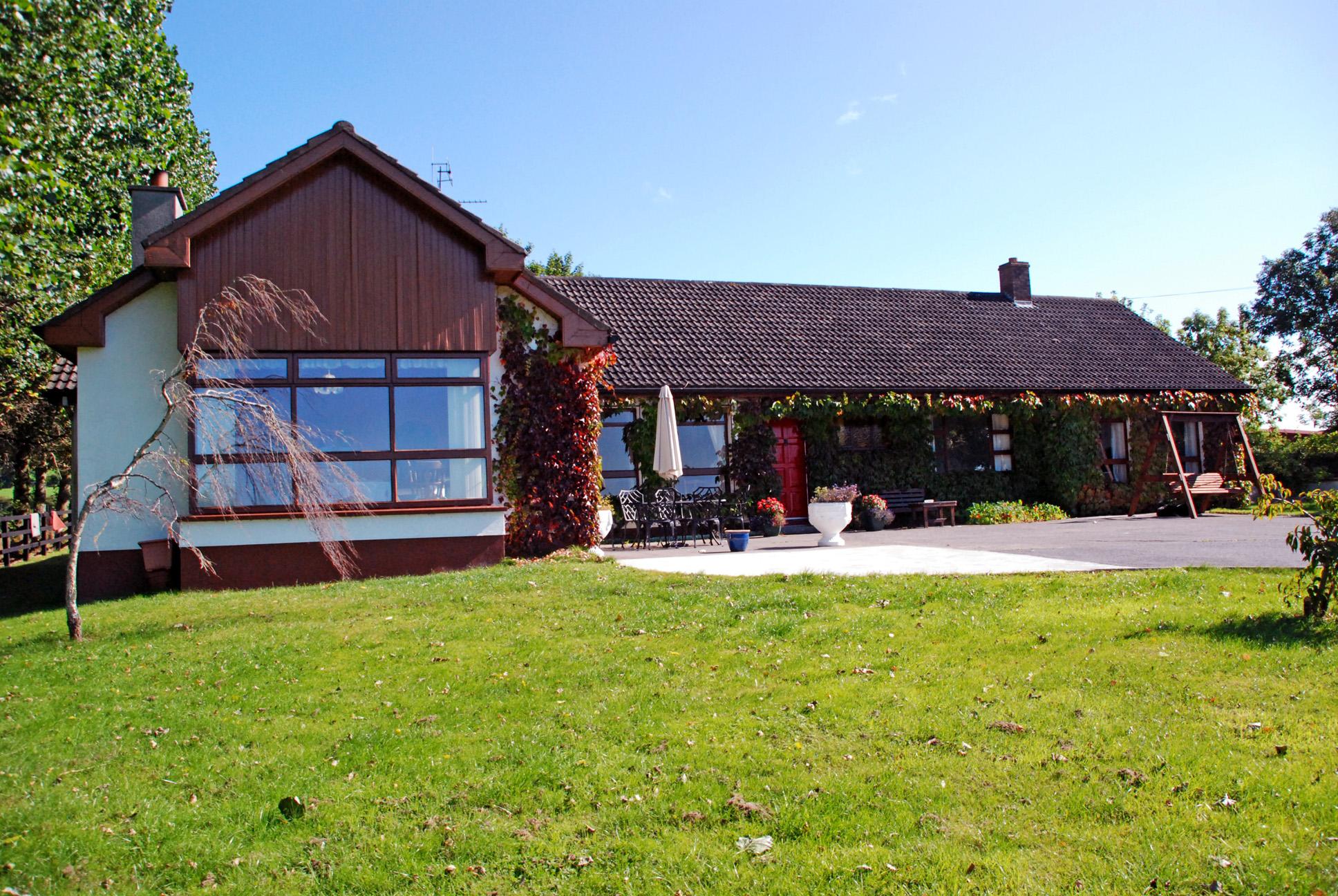 Bungalow Farmhouse B & B