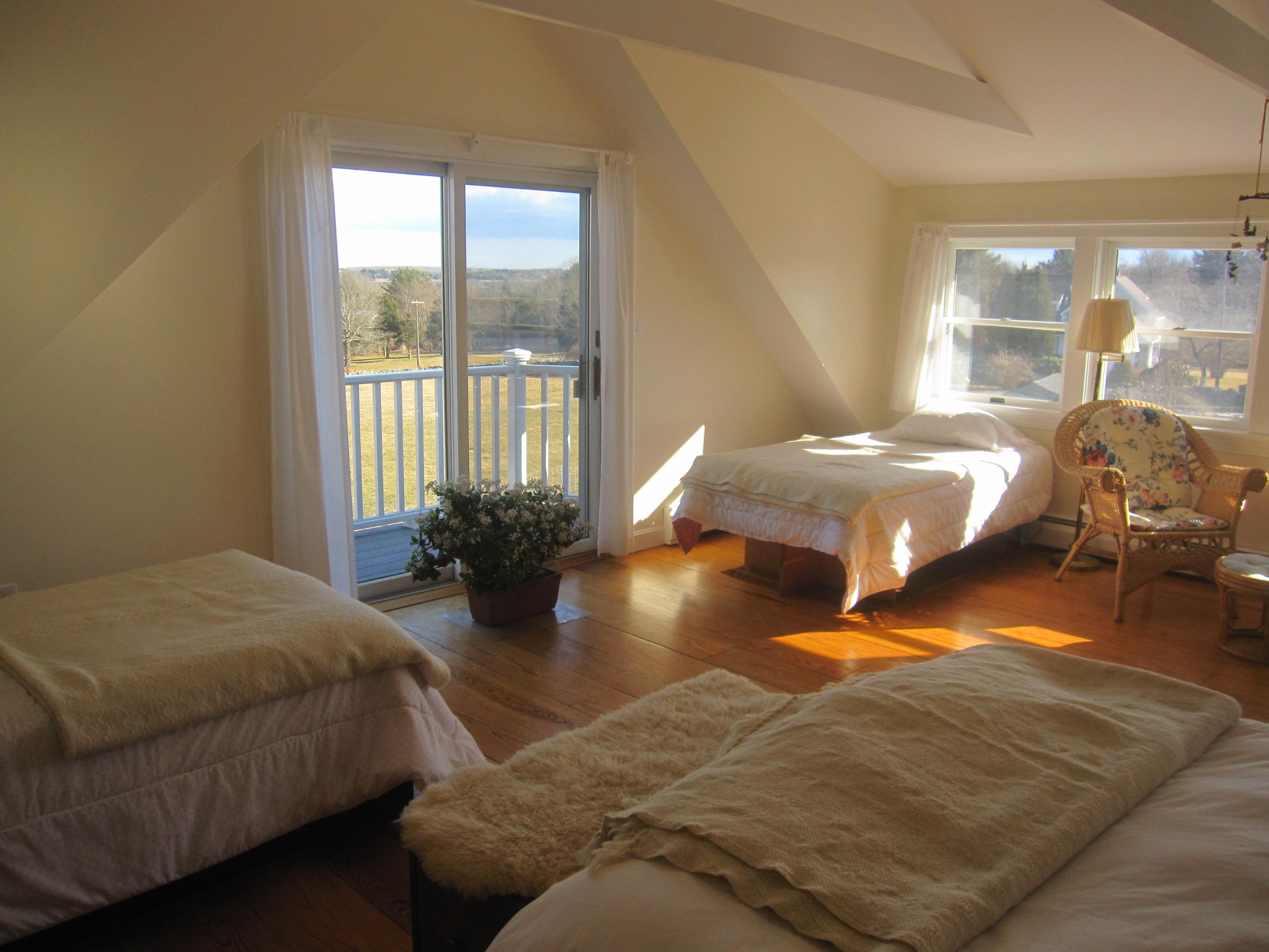 Photo by NewEnglandToTheWorld