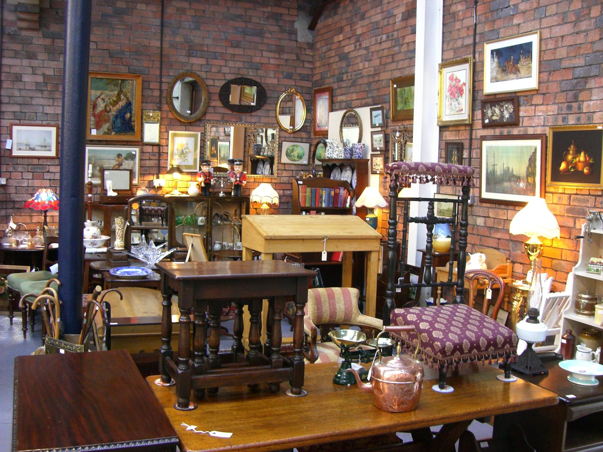 Ironbridge Antiques Arts & Crafts