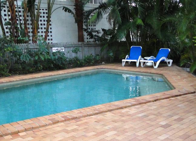 Bay Views & Harbourview Apartments