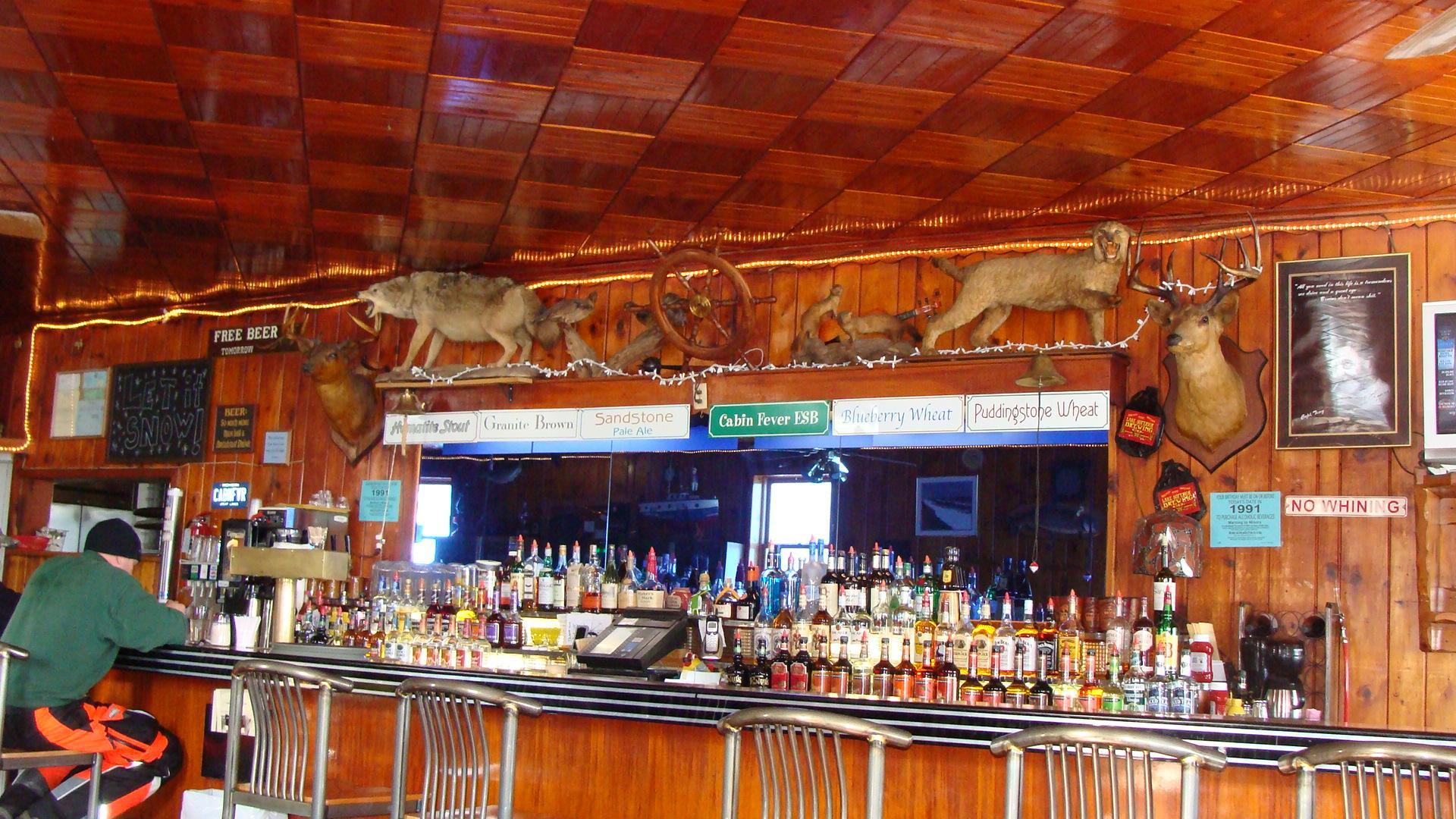 Lake Superior Brewing Co At Dunes Saloon