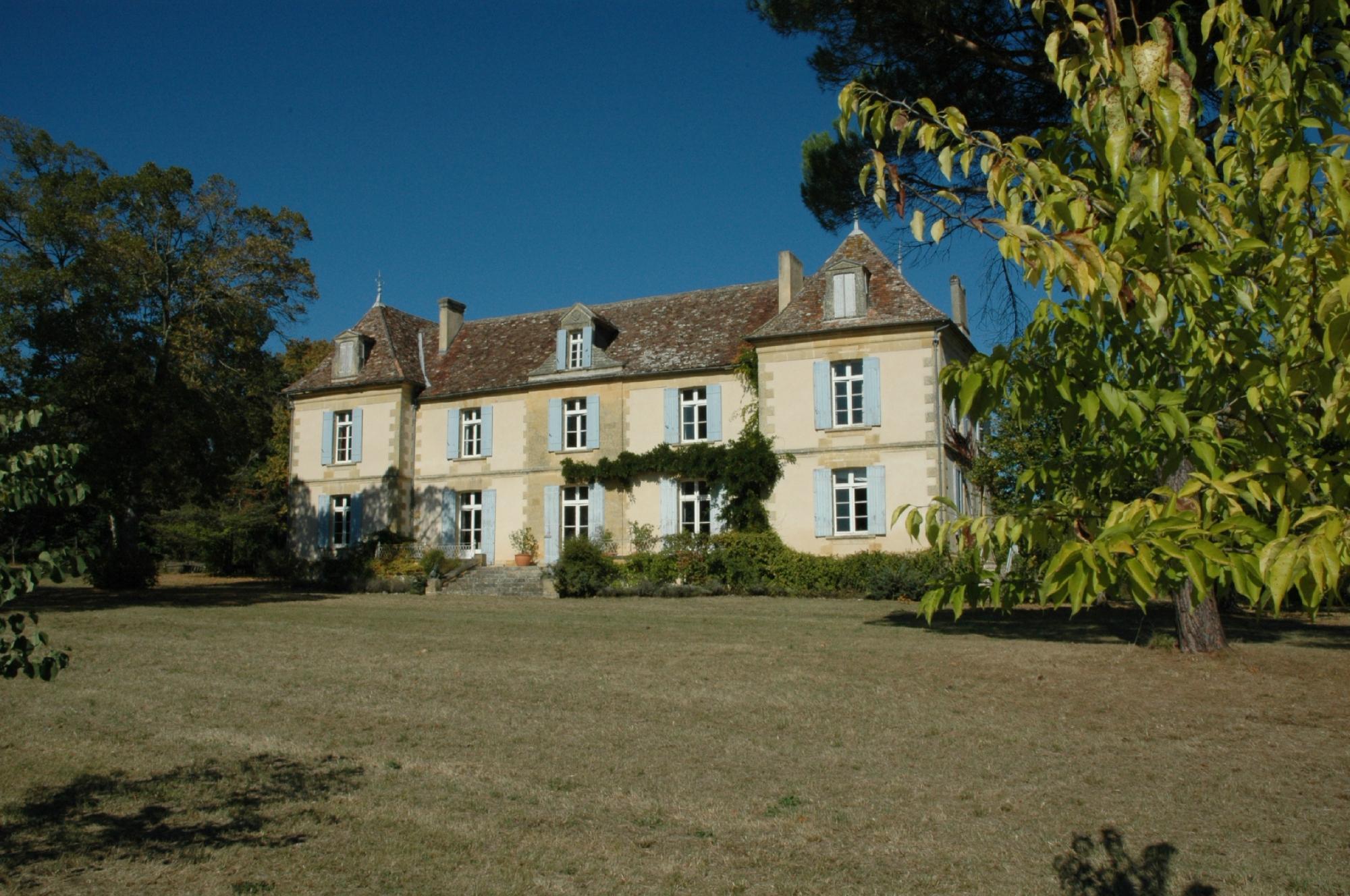 Chateau le Tour