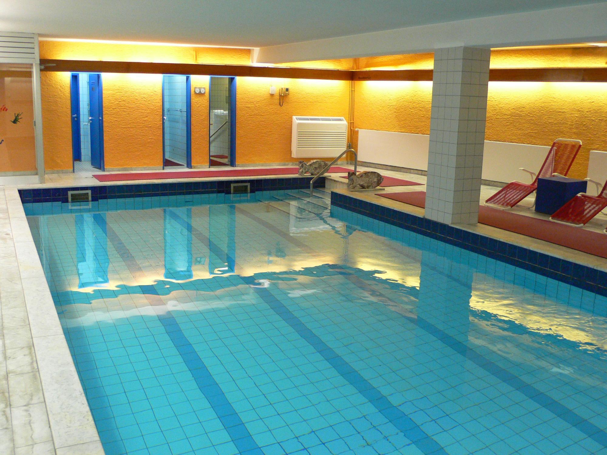 Hotel Meran Hallenbad & Sauna