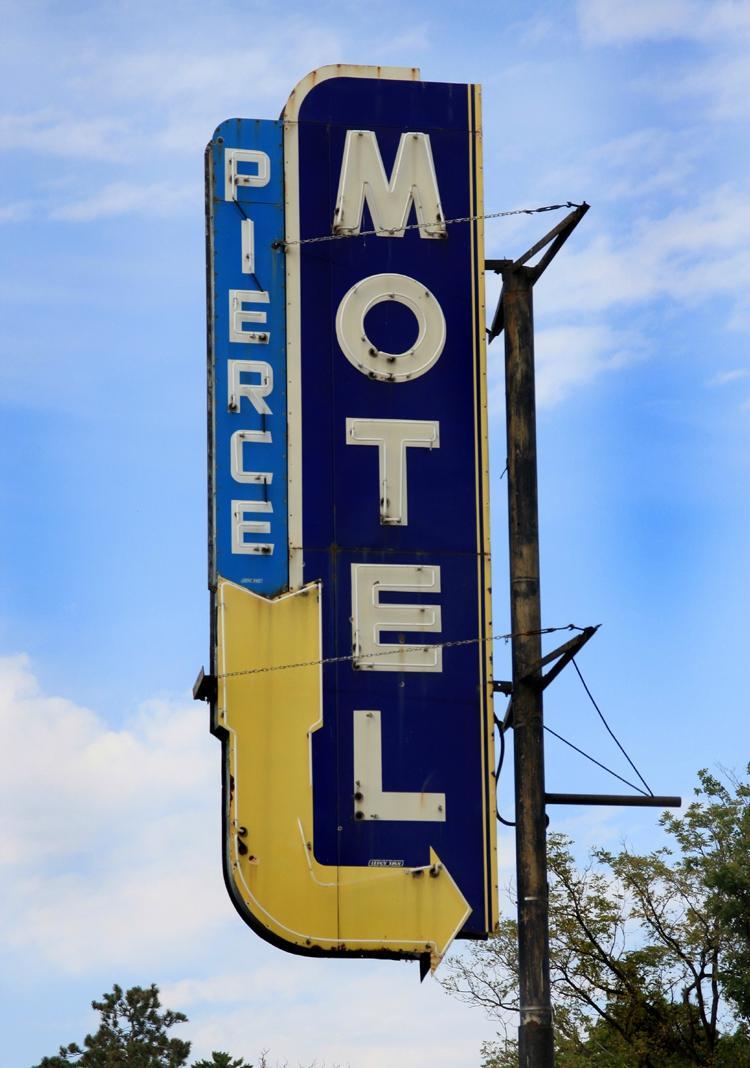 Pierce Motel