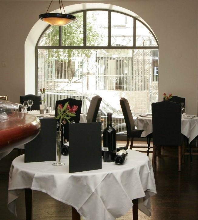 Beyeren Bar + Restaurant