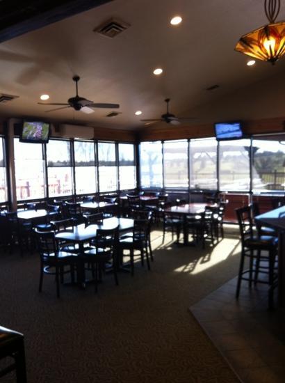 Southridge MacKenzie's Pub & Grill