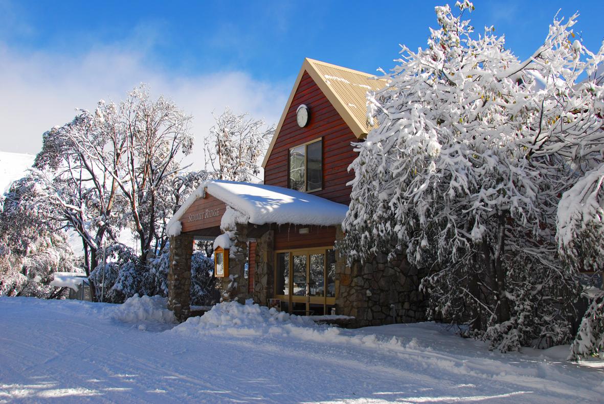 Summit Ridge Alpine Lodge