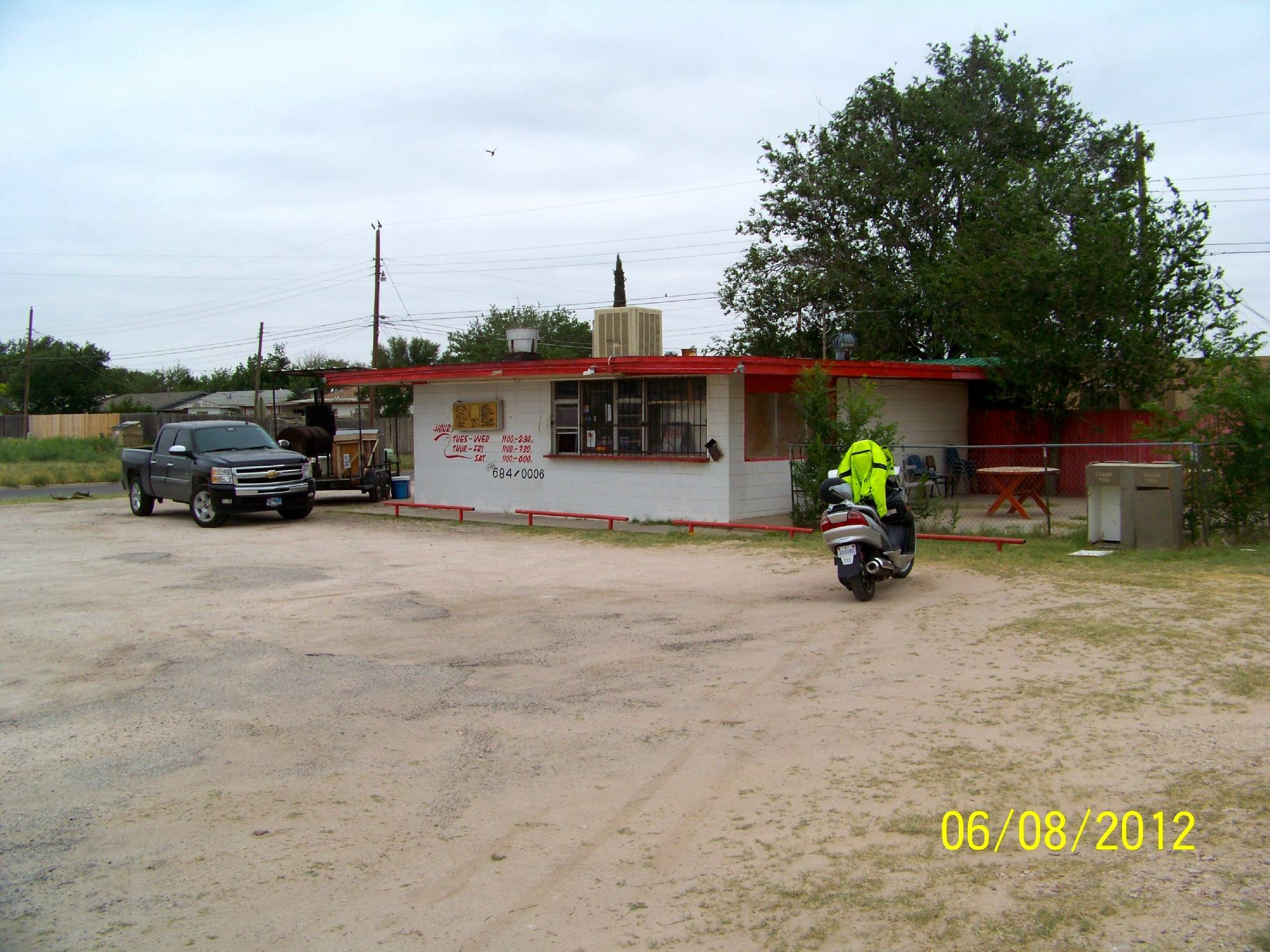 Tanks's Bar-B-Que & Catering