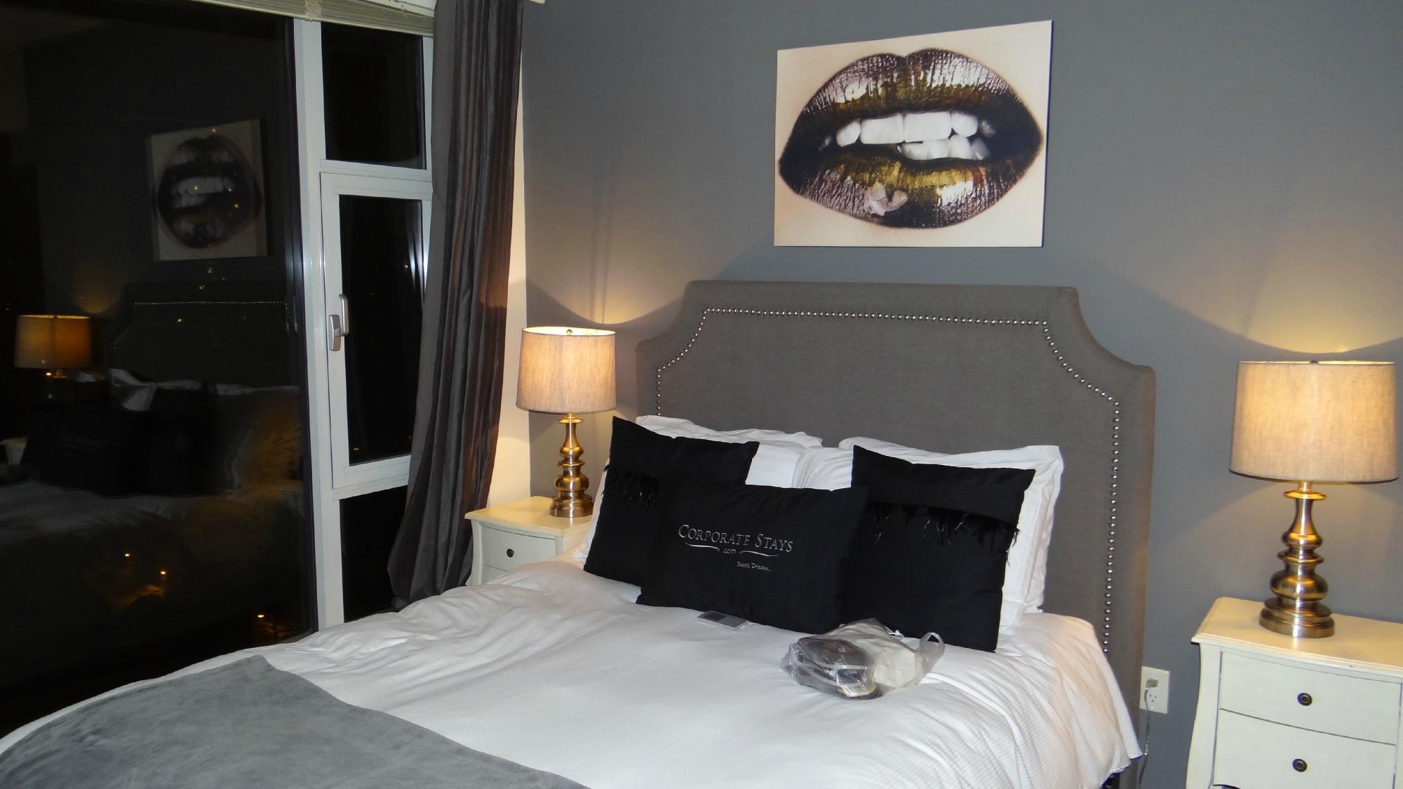 Montreal Luxury Apartment