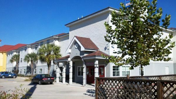 Americas Best Value Inn & Suites Winnie