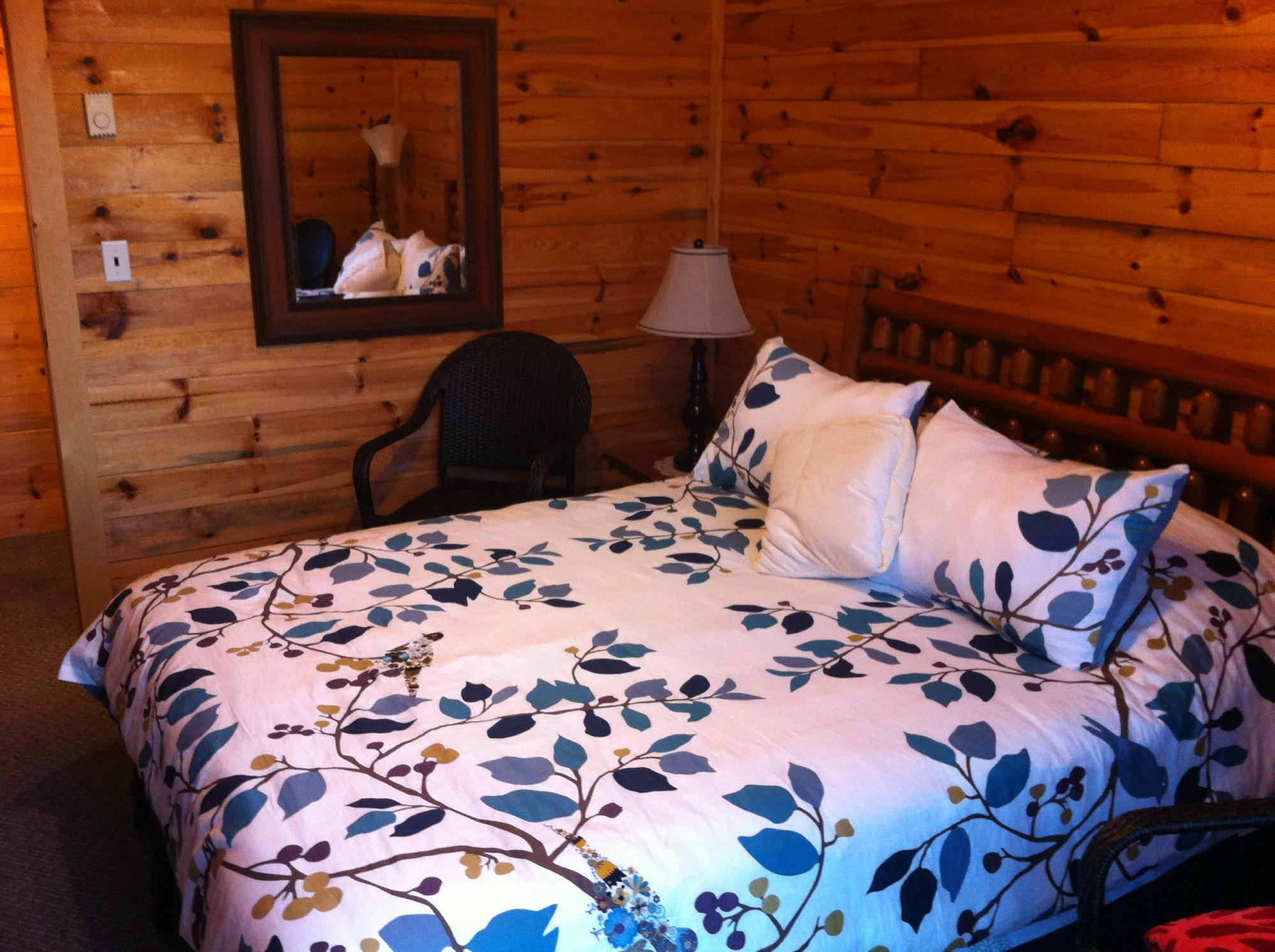 Lake Lauzon Resort & Marine