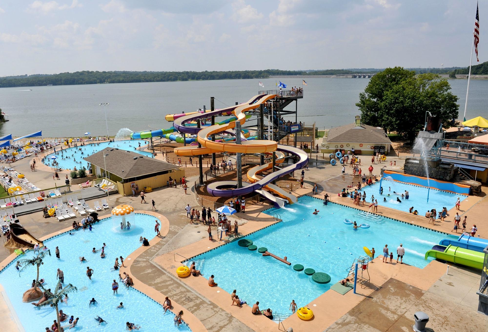 Nashville Shores Lakeside Resort