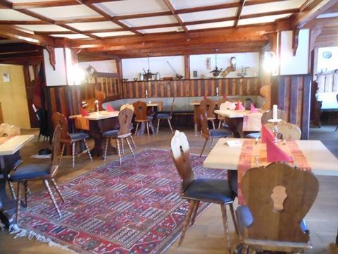 Photo by Laurent-Frederique