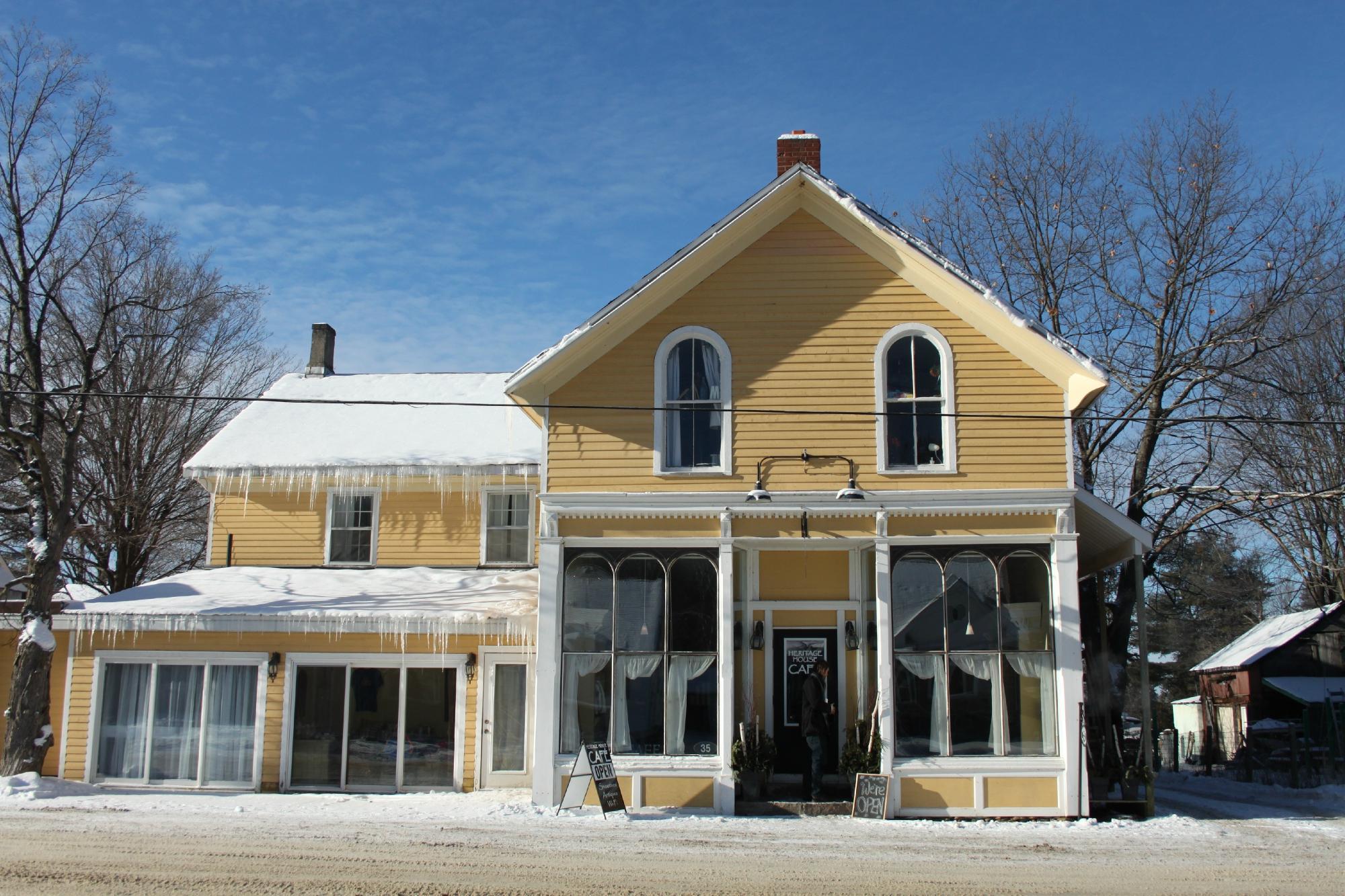 Heritage House Bed & Breakfast