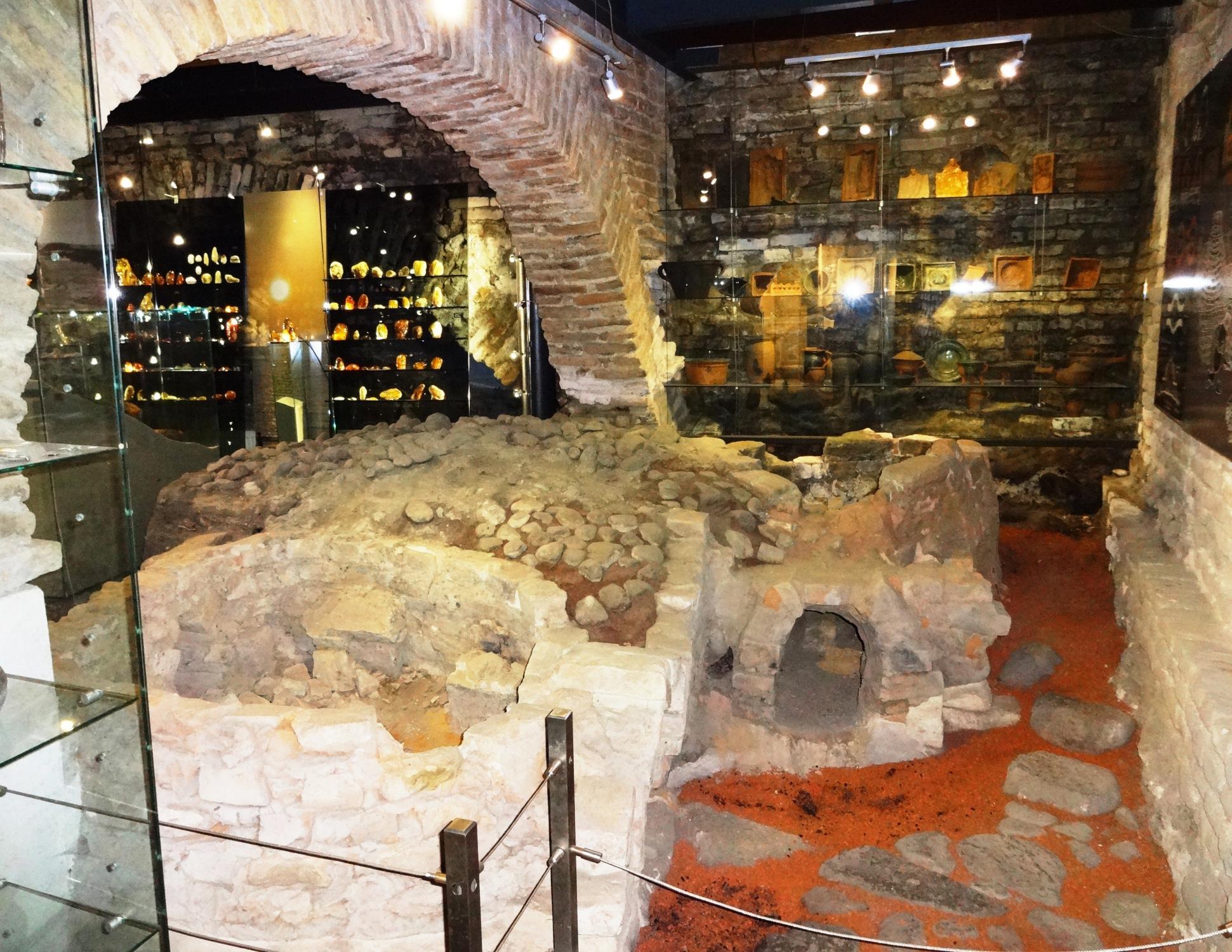 Amber Museum-Gallery