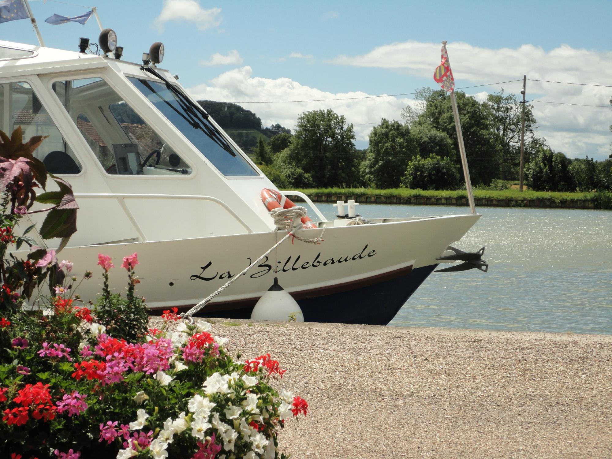 Cap Canal - bateau La Billebaude