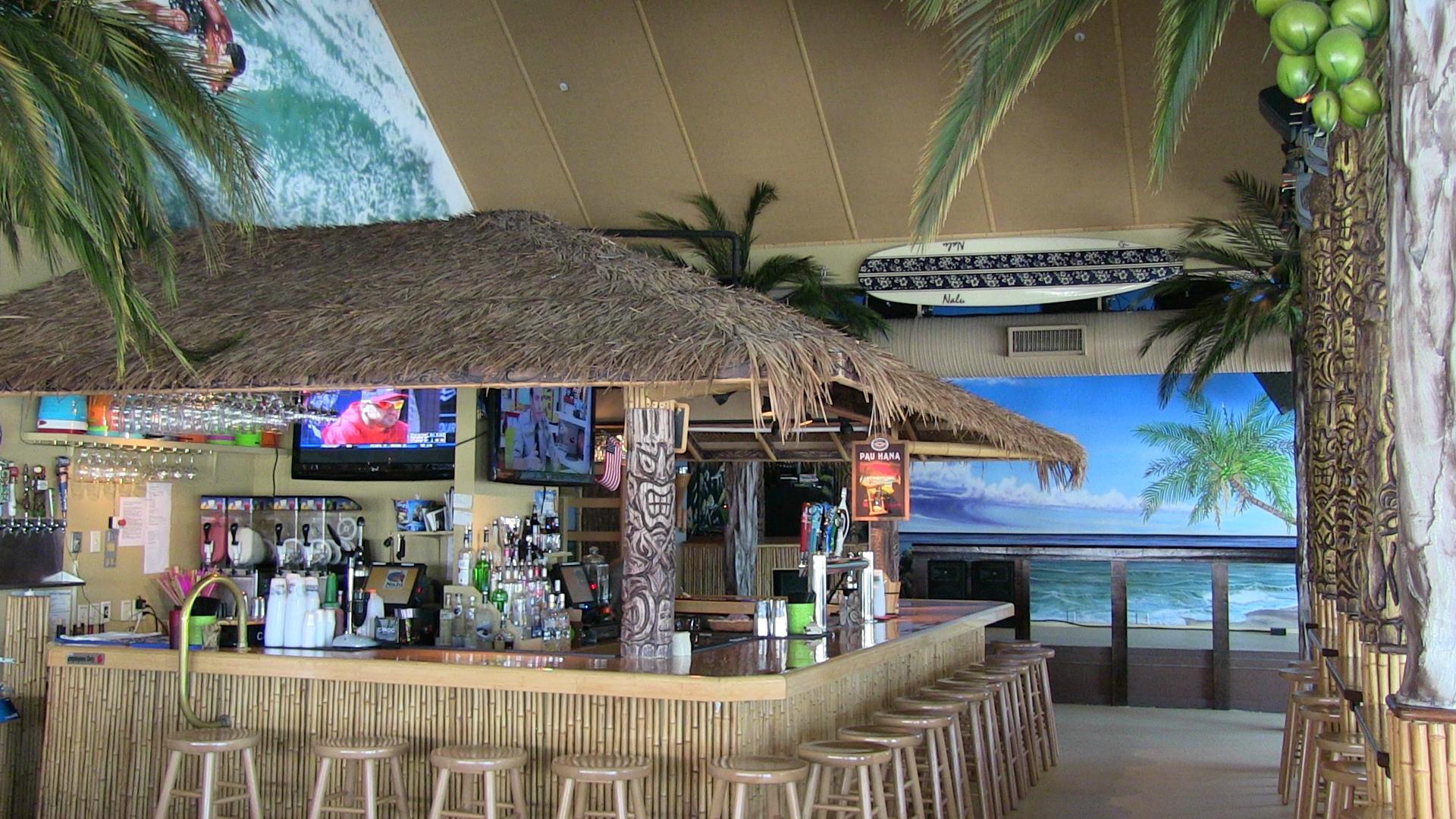 Nalu Hawaiian Surf Bar & Grille