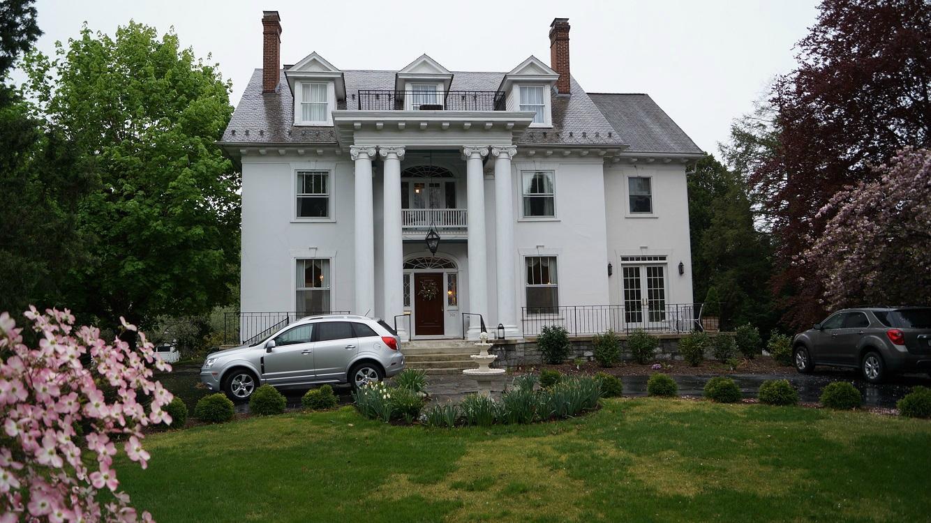 White Hall Manor B&B