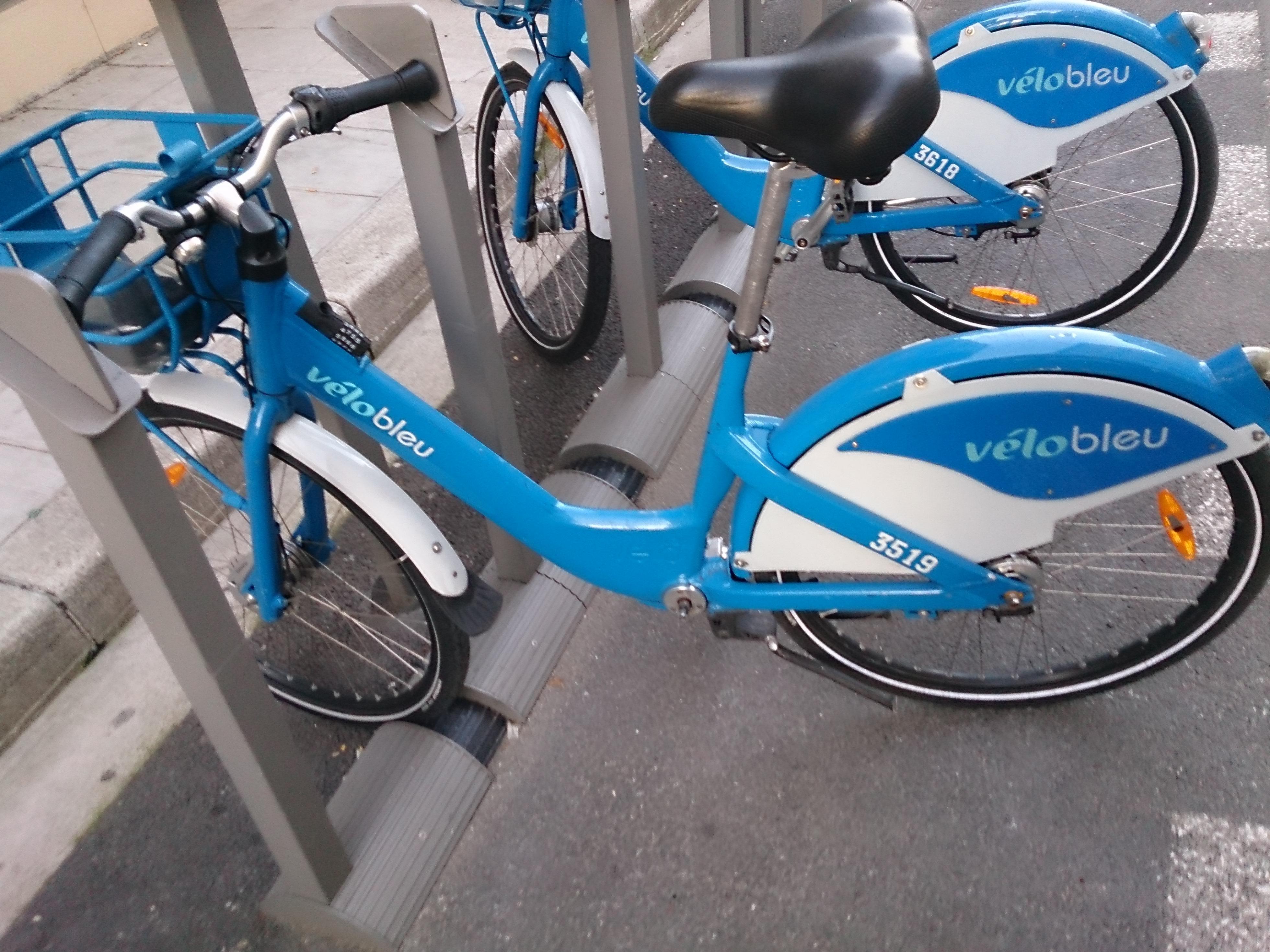 Velo Bleu Bike