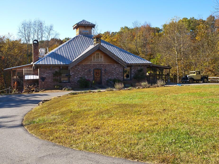 Elkin Creek Vineyard