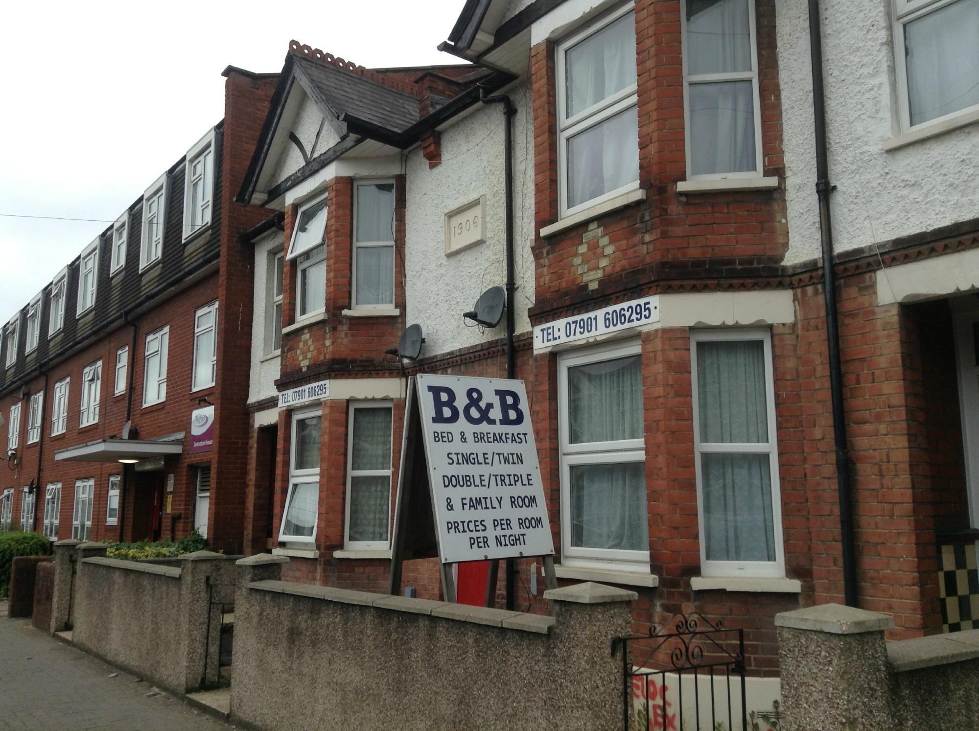 Watford Bed & Breakfast