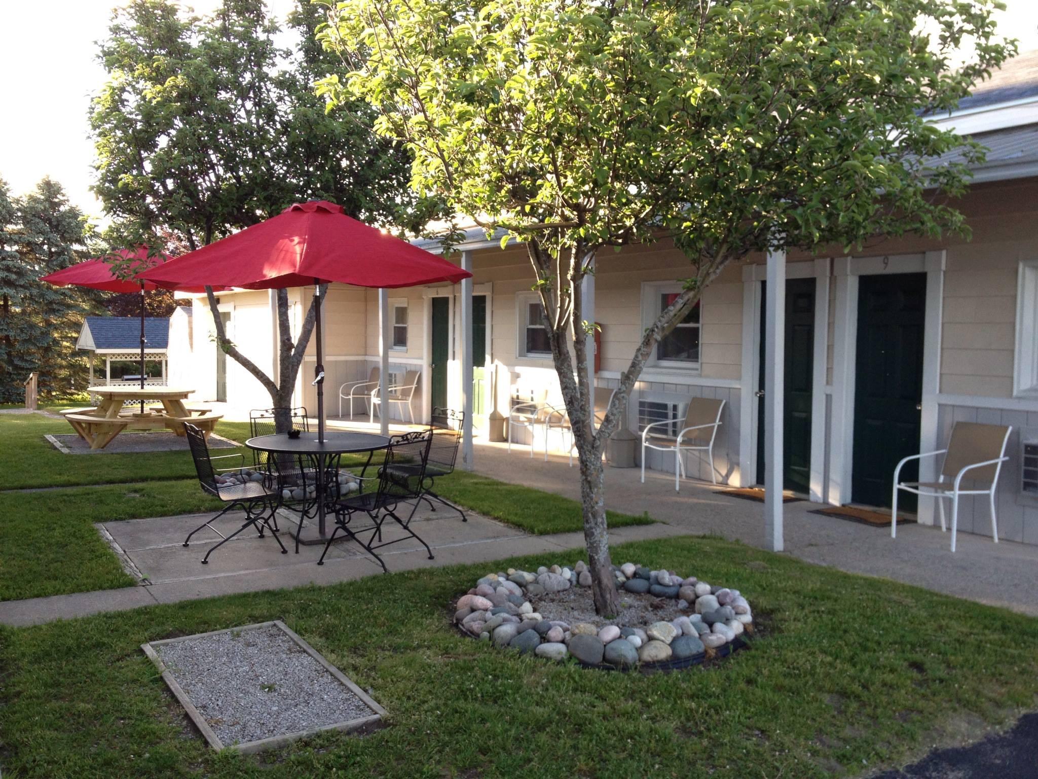 Surfside Motel Marina Resort