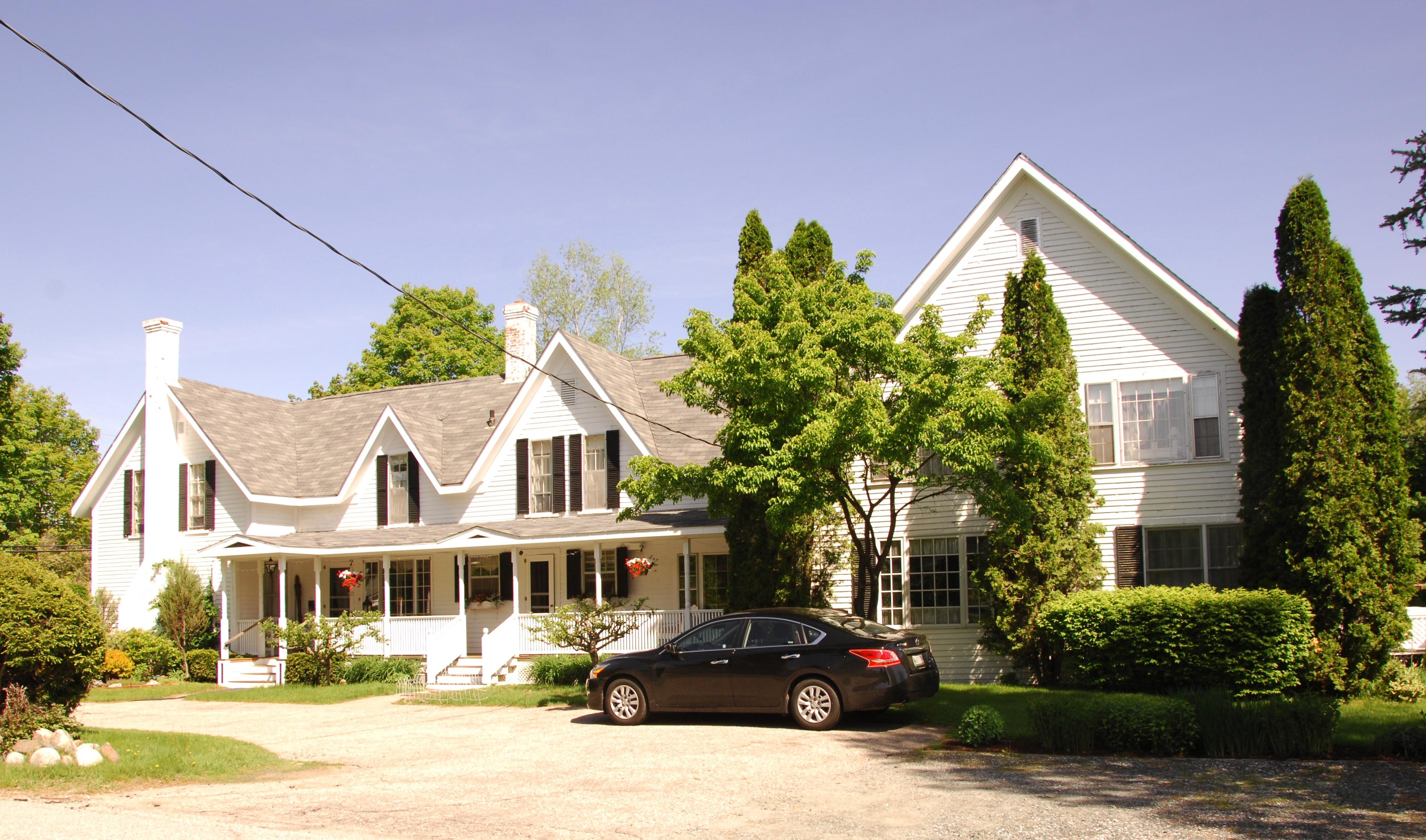 Mountain-Fare Inn Bed and Breakfast