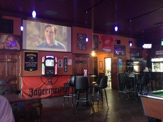 Celina's Sports Bar & Grill