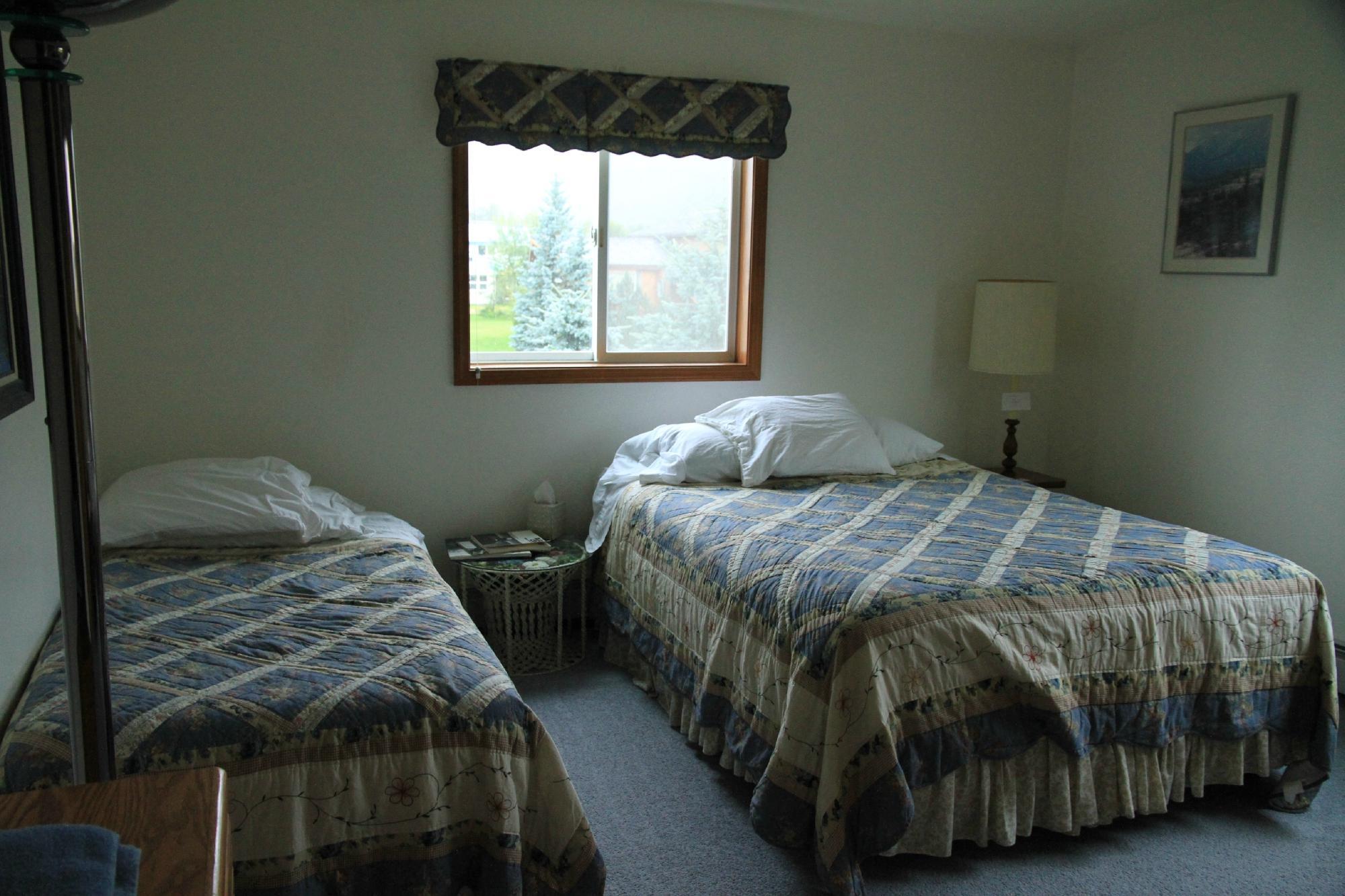 L & L's Bed and Breakfast