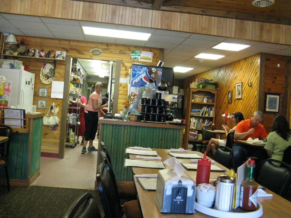 Donna's Main Street Diner