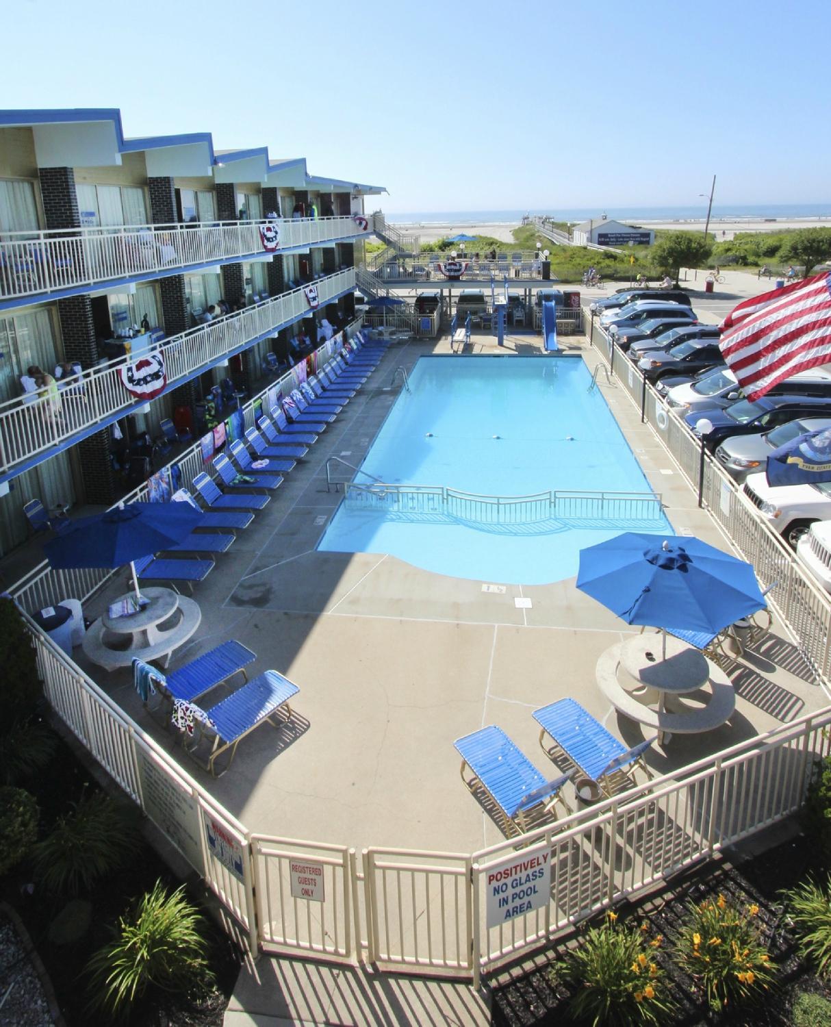 Attaché Oceanfront Resort