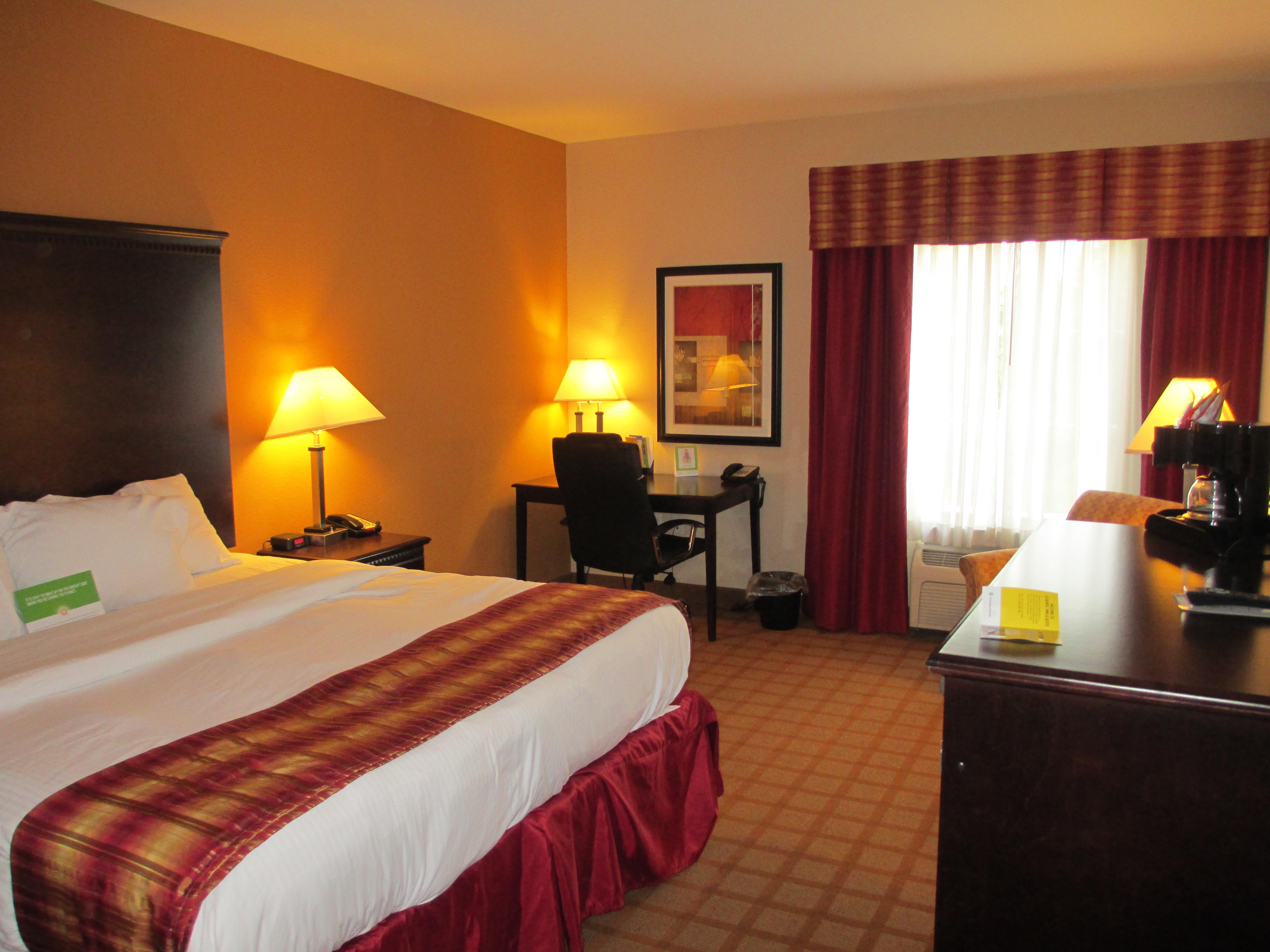 La Quinta Inn & Suites by Wyndham Mobile Satsuma / Saraland